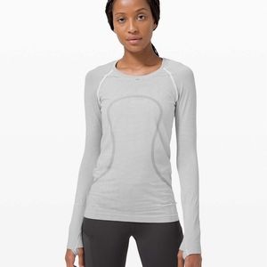 Lululemon Swiftly Tech Long Sleeve 2.0 Tempo Stripe White / Black in size 12 NWT